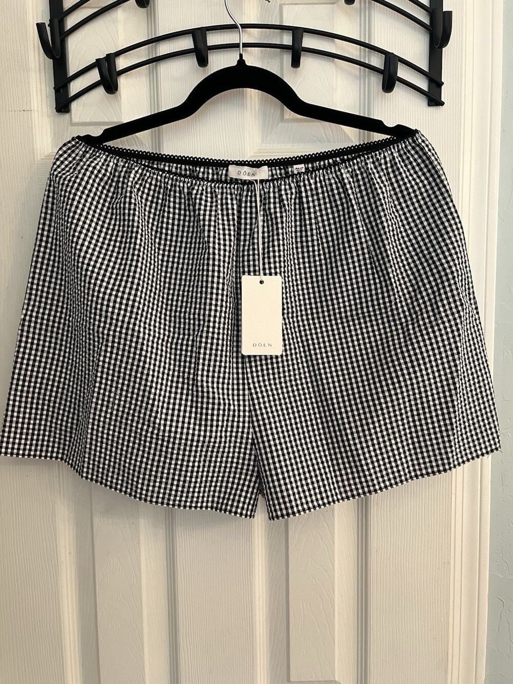 Doen Black and White Gingham Elastic Waist Shorts